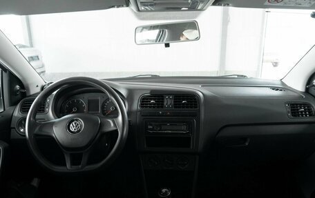 Volkswagen Polo VI (EU Market), 2017 год, 1 045 000 рублей, 11 фотография