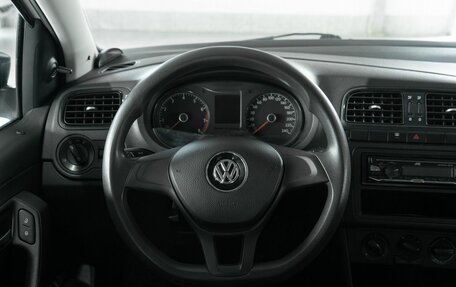 Volkswagen Polo VI (EU Market), 2017 год, 1 045 000 рублей, 10 фотография