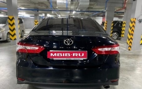 Toyota Camry, 2018 год, 2 700 000 рублей, 6 фотография