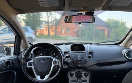 Ford Fiesta, 2017 год, 900 000 рублей, 4 фотография