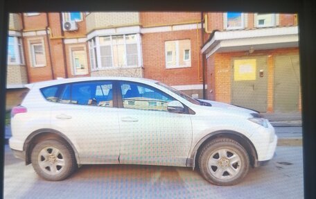 Toyota RAV4, 2017 год, 2 320 000 рублей, 3 фотография