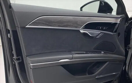 Audi A8, 2022 год, 7 503 768 рублей, 11 фотография
