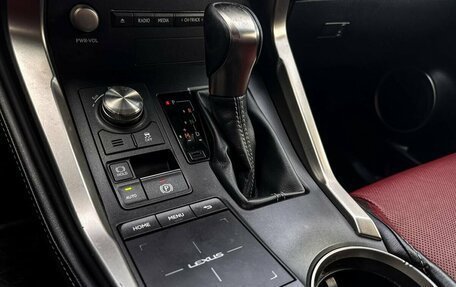 Lexus NX I, 2017 год, 3 000 000 рублей, 18 фотография