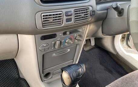 Toyota Corolla, 2000 год, 380 000 рублей, 12 фотография
