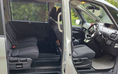Nissan Serena IV, 2019 год, 2 200 000 рублей, 12 фотография
