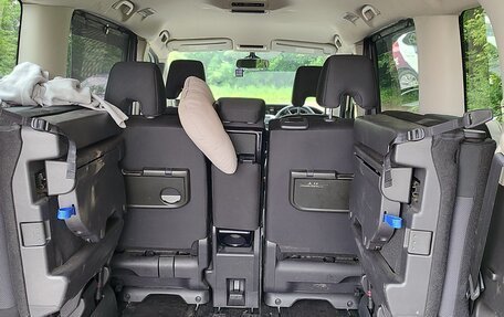 Nissan Serena IV, 2019 год, 2 200 000 рублей, 10 фотография