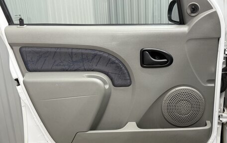 Renault Logan I, 2006 год, 395 000 рублей, 12 фотография
