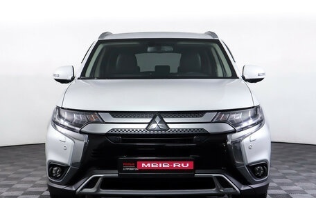 Mitsubishi Outlander III рестайлинг 3, 2021 год, 2 743 000 рублей, 2 фотография