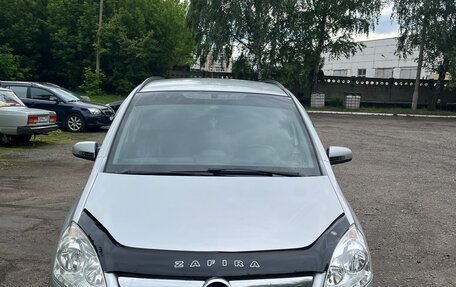 Opel Zafira B, 2008 год, 830 000 рублей, 1 фотография