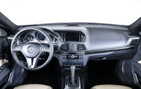 Mercedes-Benz E-Класс, 2012 год, 1 577 000 рублей, 13 фотография