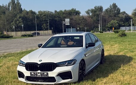 BMW 5 серия, 2019 год, 3 850 000 рублей, 3 фотография