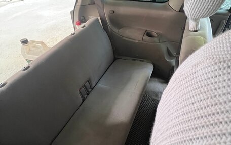 Nissan Liberty, 2001 год, 550 000 рублей, 31 фотография