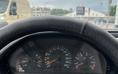 Mercedes-Benz C-Класс, 1994 год, 300 000 рублей, 9 фотография