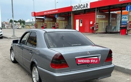 Mercedes-Benz C-Класс, 1994 год, 300 000 рублей, 3 фотография