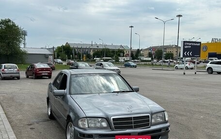Mercedes-Benz C-Класс, 1994 год, 300 000 рублей, 2 фотография