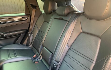 Porsche Cayenne III, 2018 год, 5 600 000 рублей, 30 фотография