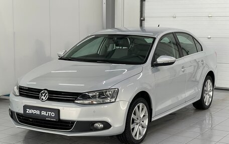 Volkswagen Jetta VI, 2012 год, 1 299 000 рублей, 3 фотография