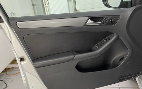 Volkswagen Jetta VI, 2012 год, 1 299 000 рублей, 26 фотография