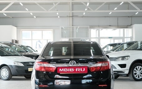 Toyota Camry, 2012 год, 1 879 000 рублей, 6 фотография