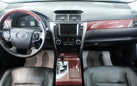 Toyota Camry, 2012 год, 1 879 000 рублей, 18 фотография