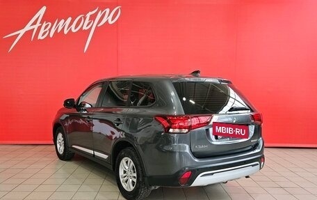 Mitsubishi Outlander III рестайлинг 3, 2019 год, 1 890 000 рублей, 3 фотография