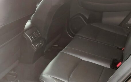 Subaru Outback IV рестайлинг, 2019 год, 2 300 000 рублей, 10 фотография