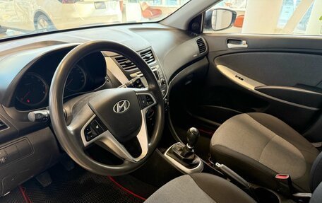 Hyundai Solaris II рестайлинг, 2013 год, 899 900 рублей, 9 фотография
