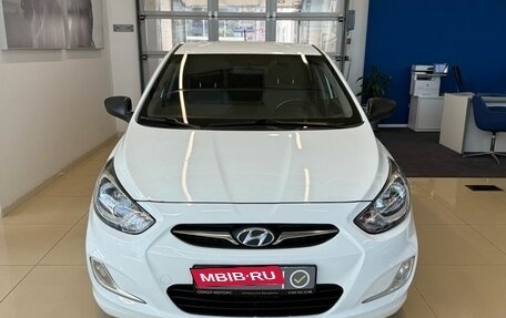 Hyundai Solaris II рестайлинг, 2013 год, 899 900 рублей, 2 фотография