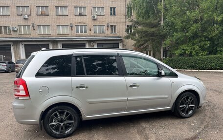 Opel Zafira B, 2008 год, 830 000 рублей, 8 фотография