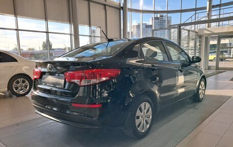 KIA Rio III рестайлинг, 2016 год, 898 000 рублей, 9 фотография