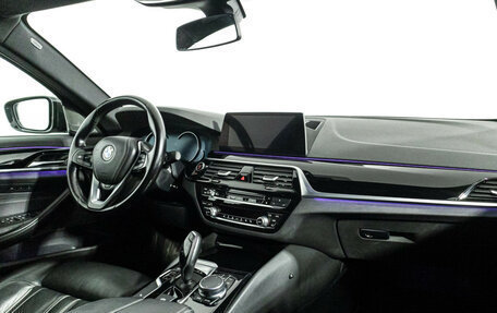 BMW 5 серия, 2017 год, 3 549 700 рублей, 9 фотография
