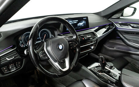BMW 5 серия, 2017 год, 3 549 700 рублей, 11 фотография