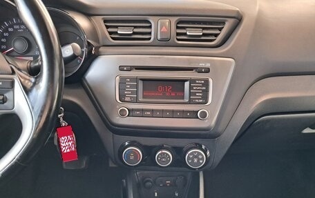 KIA Rio III рестайлинг, 2016 год, 898 000 рублей, 19 фотография