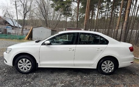 Volkswagen Jetta VI, 2013 год, 965 000 рублей, 8 фотография