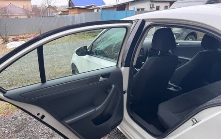 Volkswagen Jetta VI, 2013 год, 965 000 рублей, 18 фотография