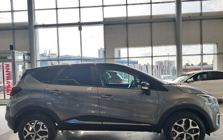 Renault Kaptur I рестайлинг, 2017 год, 1 279 000 рублей, 8 фотография