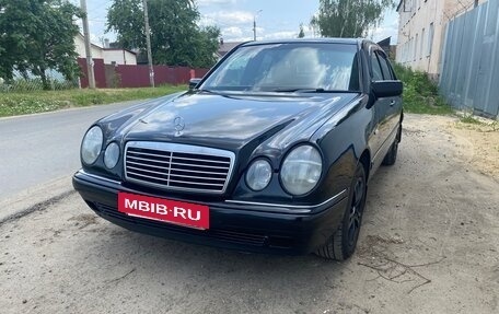 Mercedes-Benz E-Класс, 1997 год, 460 000 рублей, 7 фотография