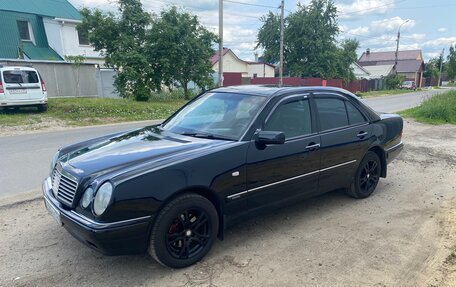 Mercedes-Benz E-Класс, 1997 год, 460 000 рублей, 17 фотография