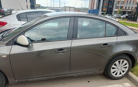 Chevrolet Cruze II, 2009 год, 550 000 рублей, 4 фотография