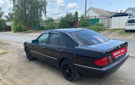 Mercedes-Benz E-Класс, 1997 год, 460 000 рублей, 16 фотография