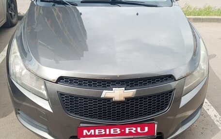 Chevrolet Cruze II, 2009 год, 550 000 рублей, 6 фотография