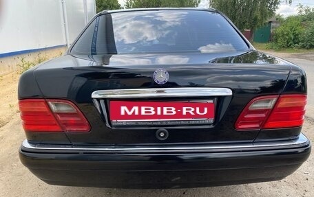 Mercedes-Benz E-Класс, 1997 год, 460 000 рублей, 18 фотография