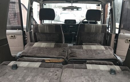 Toyota Land Cruiser 70, 1991 год, 855 000 рублей, 3 фотография