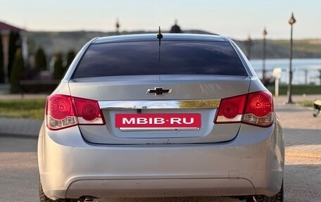 Chevrolet Cruze II, 2011 год, 700 000 рублей, 2 фотография