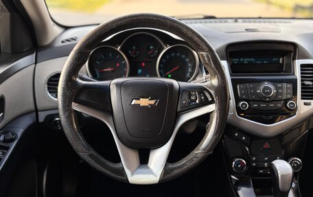 Chevrolet Cruze II, 2011 год, 700 000 рублей, 8 фотография