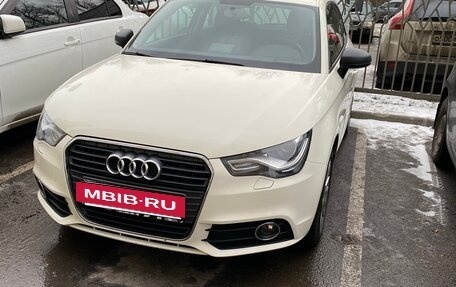 Audi A1, 2011 год, 1 300 000 рублей, 5 фотография