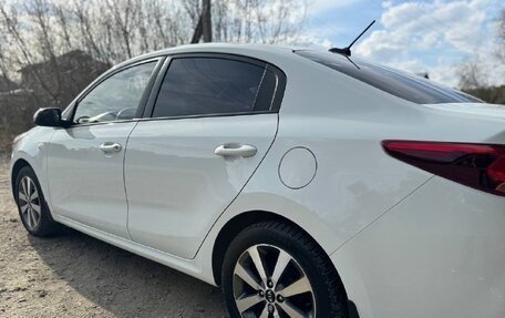 KIA Rio IV, 2018 год, 1 440 000 рублей, 6 фотография