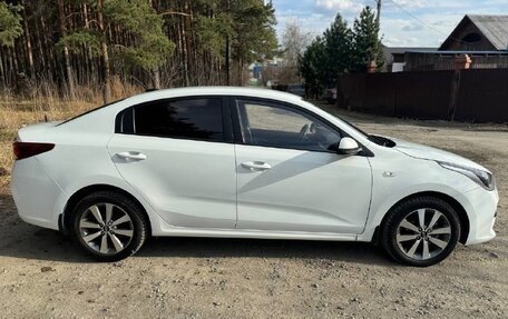 KIA Rio IV, 2018 год, 1 440 000 рублей, 12 фотография