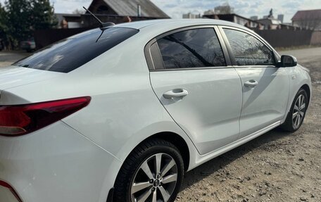 KIA Rio IV, 2018 год, 1 440 000 рублей, 11 фотография