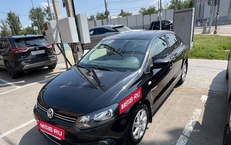 Volkswagen Polo VI (EU Market), 2011 год, 790 000 рублей, 2 фотография